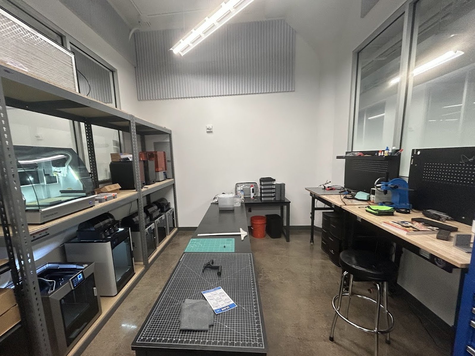 Flores Engineering prototyping lab in Kearny with printers, CNC and workbenches